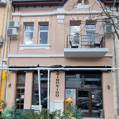 валентино *