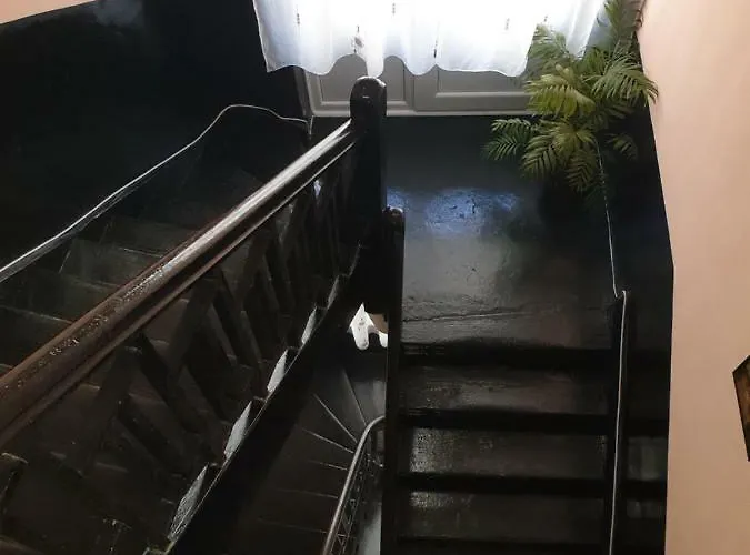 Къща за гости валентино *